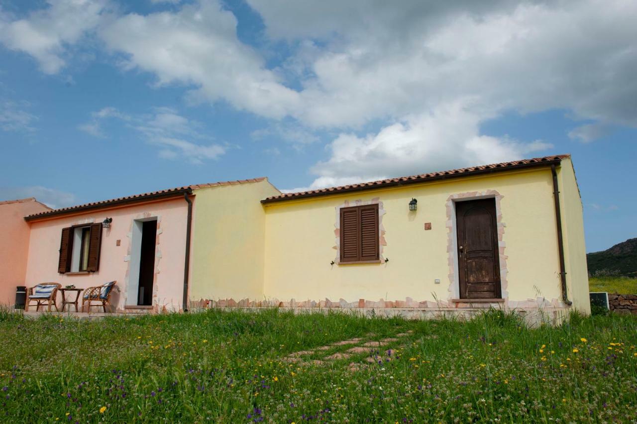 Agriturismo B&B Casteldoria Santa Maria  Exteriér fotografie